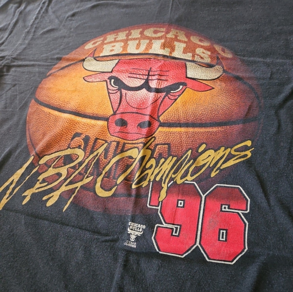 Vintage 1996 Chicago Bulls NBA Champions Tshirt - Picture 4 of 4